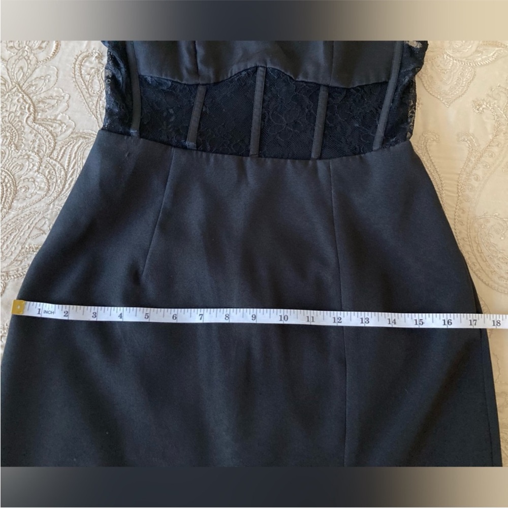 Elegant Black Strapless Lace Dress Size XS - Picture 9 of 12